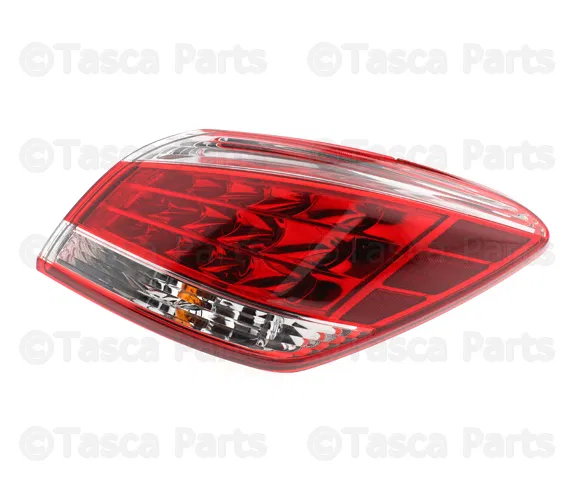 Tail Light Assembly - Nissan (26550-1SX1B)