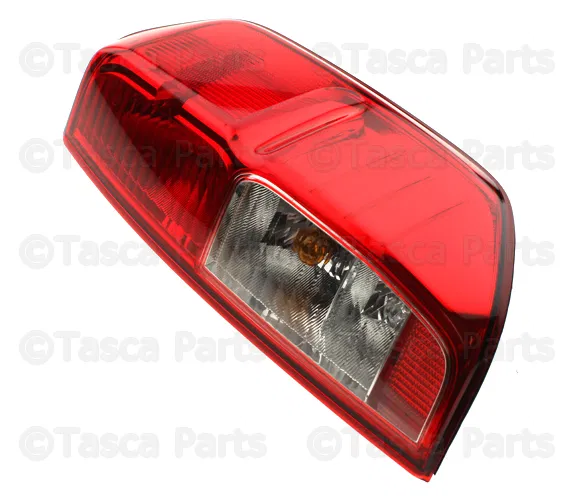 Combo Lamp Assembly - Passenger Side (RH) - Nissan (26550-EA80B)
