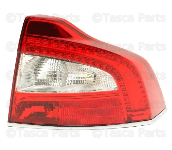 Tail Lamp - Passenger Side (RH) - Volvo (31364292)