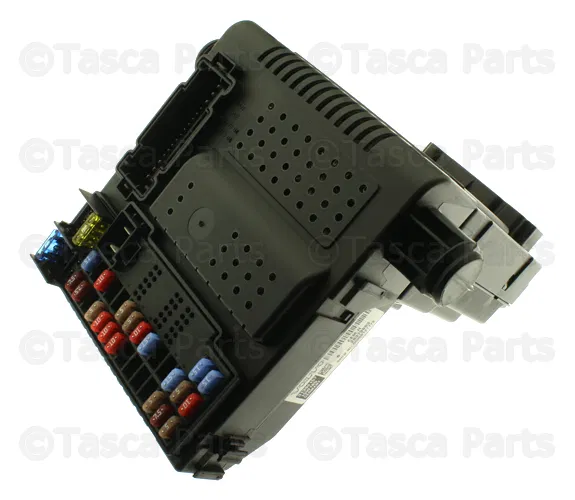 Fuse Box - Volvo (31394157) - view 4