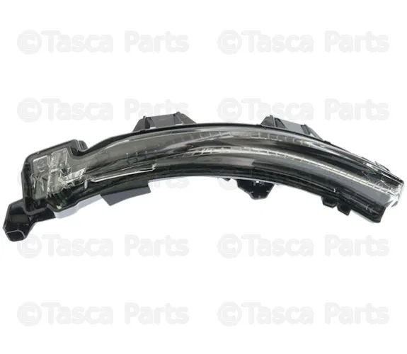 Signal Lamp - Driver's Side (LH) - Volvo (31498601)