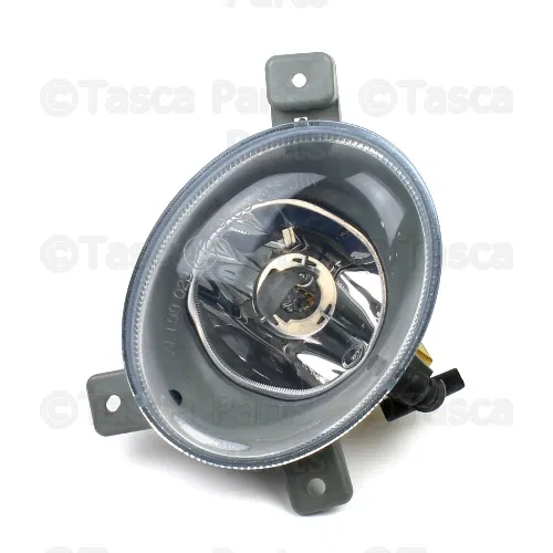 Fog Lamp Assembly - Passenger Side (RH) - Volvo (9178185)