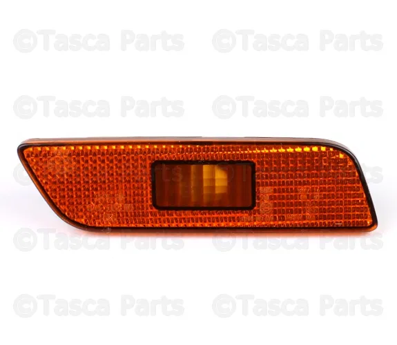 Side Marker Lamp - Passenger Side (RH) - Volvo (9188264)