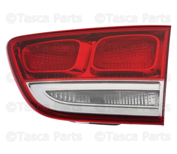 Combo Lamp Assembly - Passenger Side (RH) - Kia (92404-C6000)