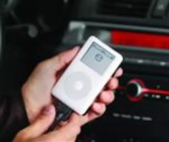 Ipod Integration Module, Switching Box - Mazda (C9F1-V6-261) - view 4