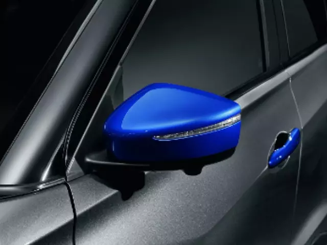 Mirror Covers W/ Turn Signal, Color Studio - Nissan (T99L2-5RL0C)